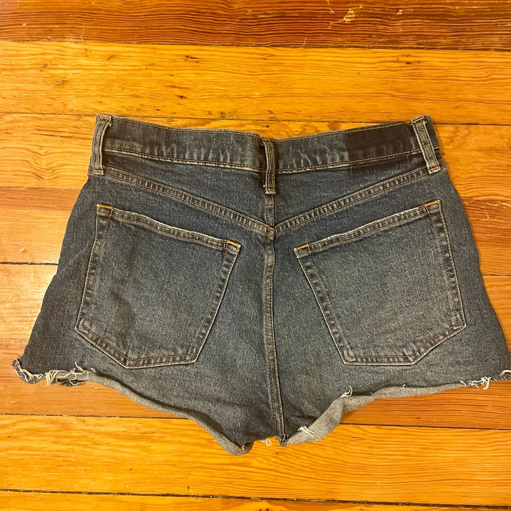 Abercrombie Mom Short High Rise - Picture 2 of 3